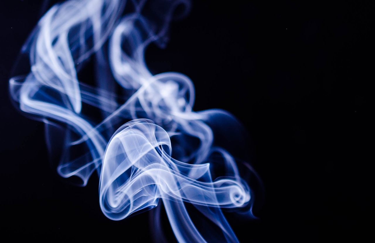排煙設備の設置基準を解説 自然排煙と機械排煙の違いや種類